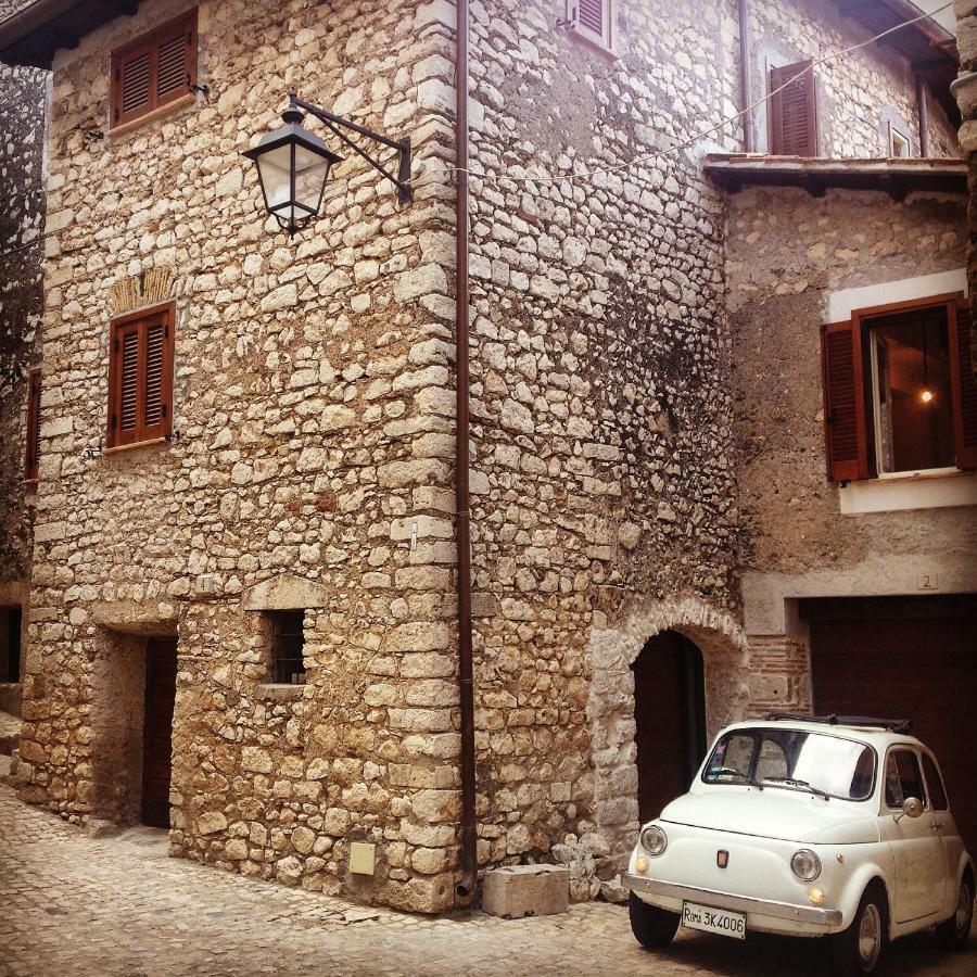 Lelive Bed And Breakfast Sermoneta Exterior photo